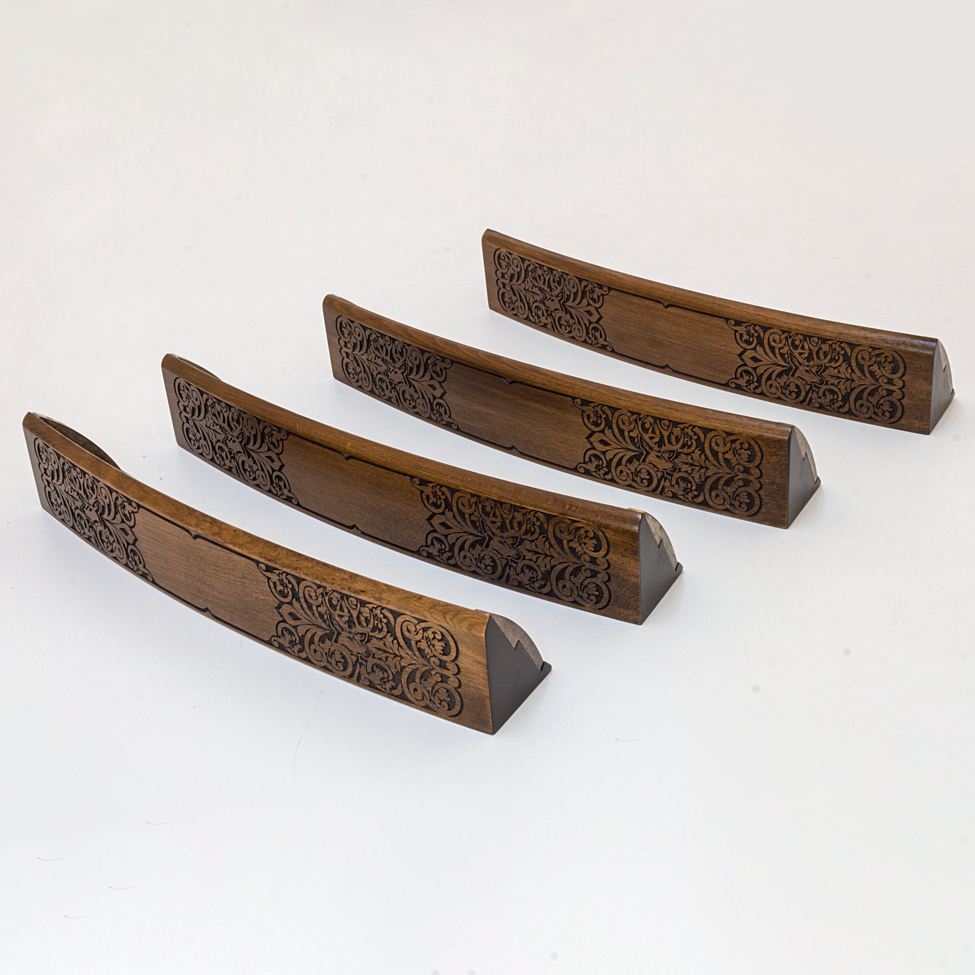 Geyik Motifli Oymalı Oval Okey Takımı