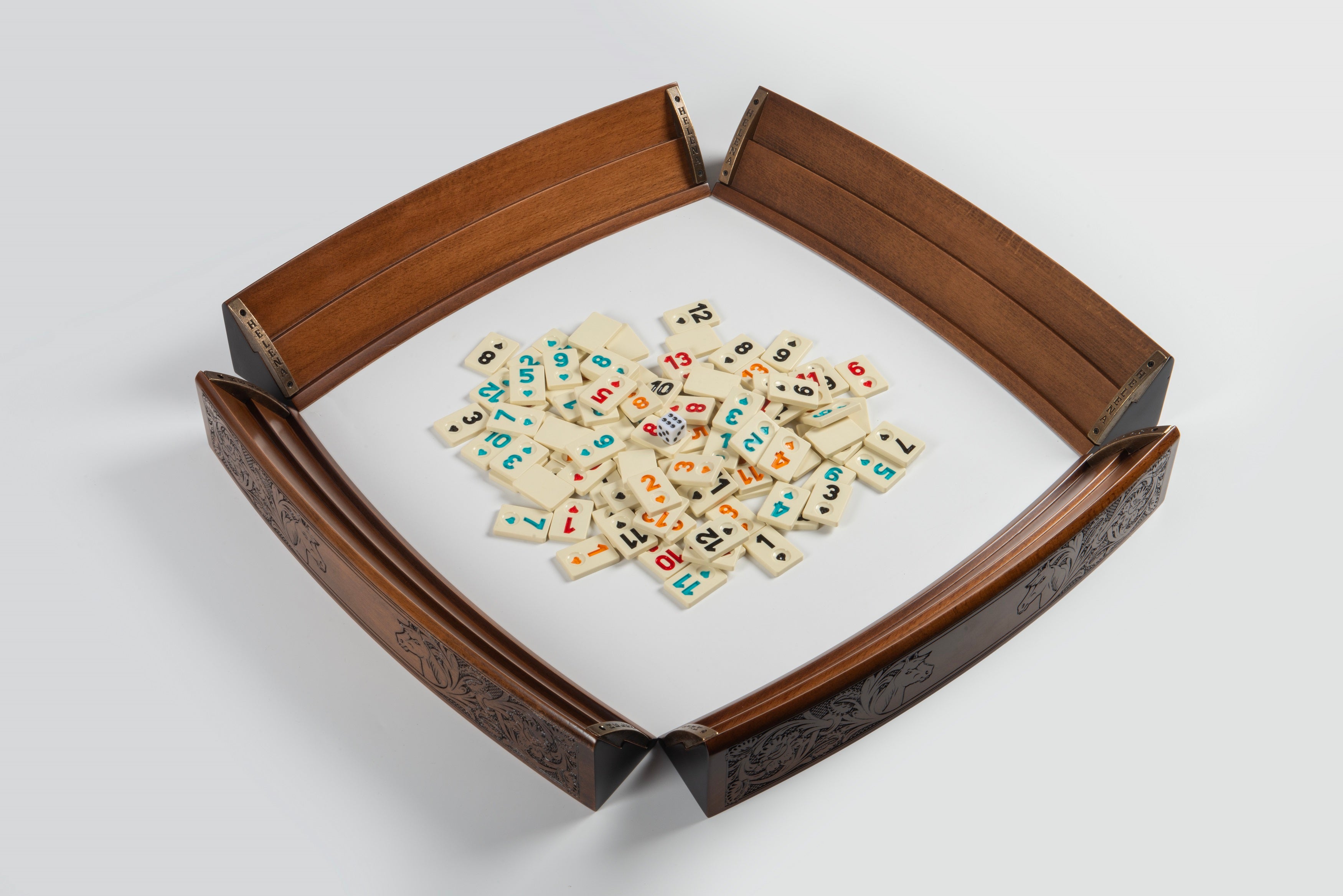 At Motifli Ahşap Oval Okey Takımı