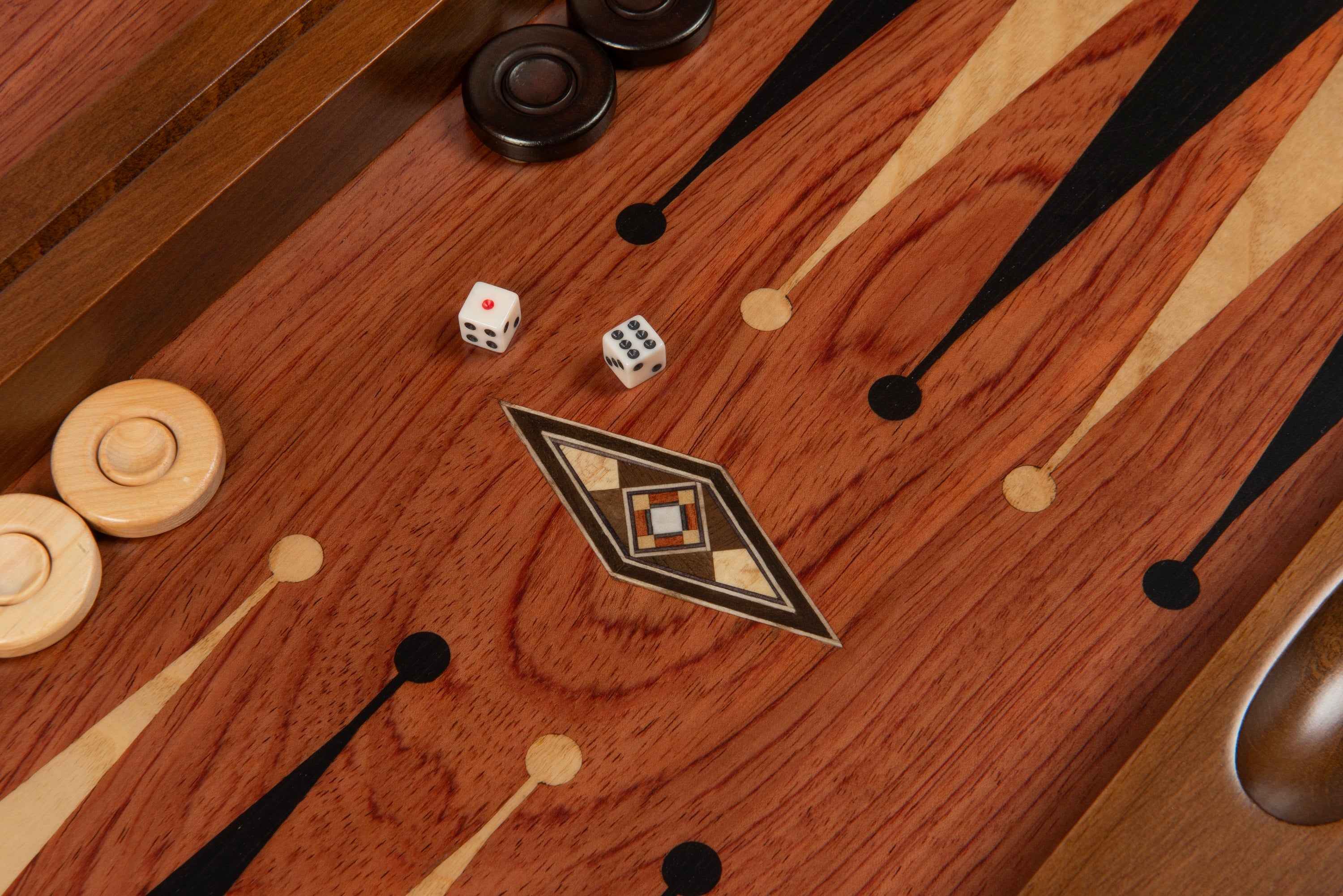 Eco Macro Mozaikli Tavla / Gül